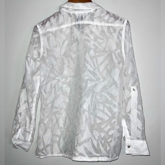 Chico’s White Sheer Printed Burnout Button Down Top Shirt Sz M - Picture 4 of 5